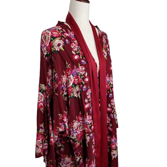 Kimono Sleeve Floral Get Ready Robe Wine Satin Tie (See Measurements / No Tag) - Picture 4 of 11